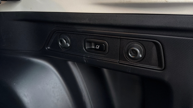 Subaru Forester 2.0i e-Boxer XE Premium 5dr Lineartronic Hybrid Estate